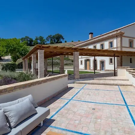 Villa Dimora Montefiore 11, Emma