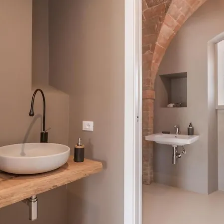 Dimora Montefiore 11, Emma Montefiore dellʼAso