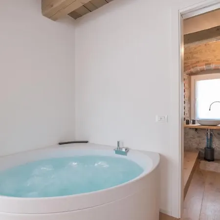 Dimora Montefiore 11, Emma