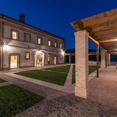 Dimora Montefiore 11, Emma Vila