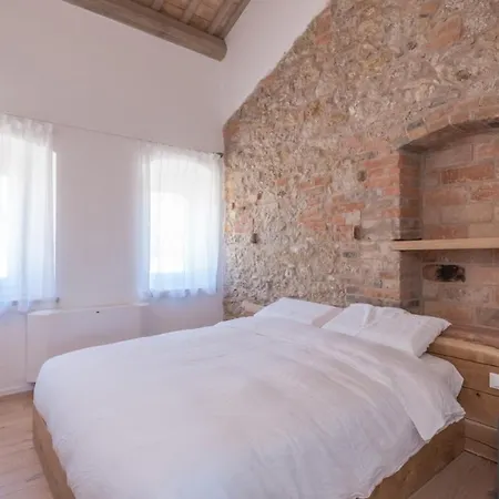 Dimora Montefiore 11, Emma Vila *