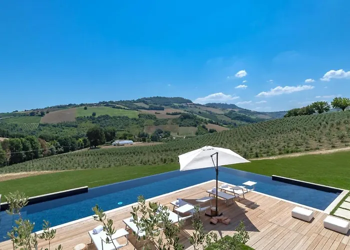 Dimora Montefiore 11, Emma Montefiore dell'Aso